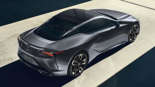 До дилеров наконец доехало флагманское купе Lexus LC500 2025 года До дилеров наконец доехало флагманское купе Lexus LC500 2025 года