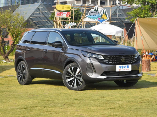 Автодилеры РФ продают новые кроссоверы Peugeot по низким ценам Автодилеры РФ продают новые кроссоверы Peugeot по низким ценам