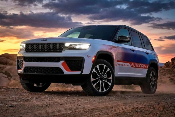 Stellantis пообещал создать автопилот уровня 2++ Stellantis пообещал создать автопилот уровня 2++